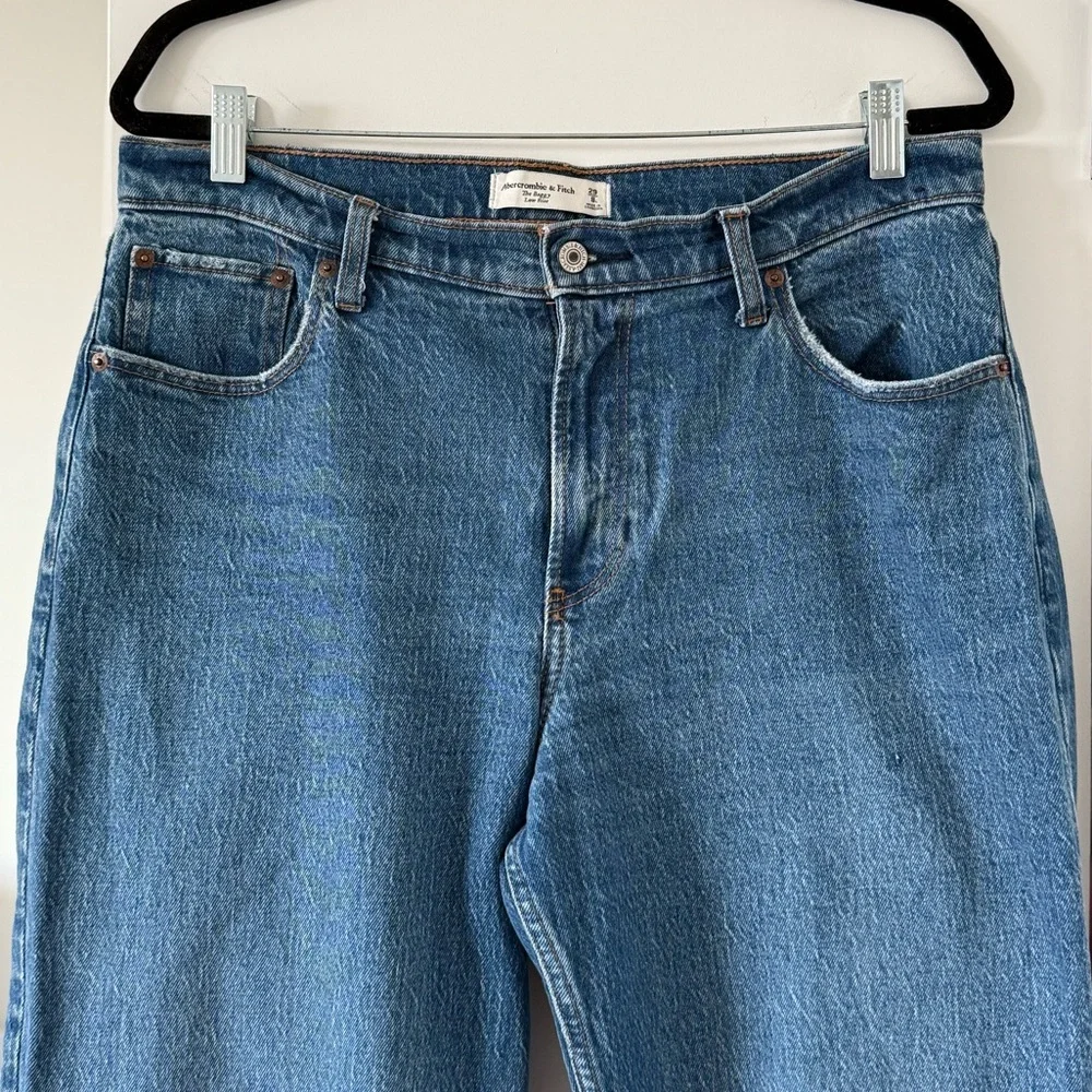 Abercrombie & Fitch Women’s Curve Love Low Rise Baggy Jean, 29 Long - Picture 3 of 8